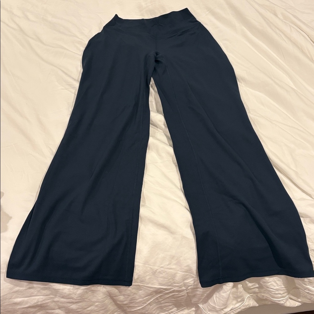 Oner Active Navy Wide Leg Pants - Picture 2 of 3